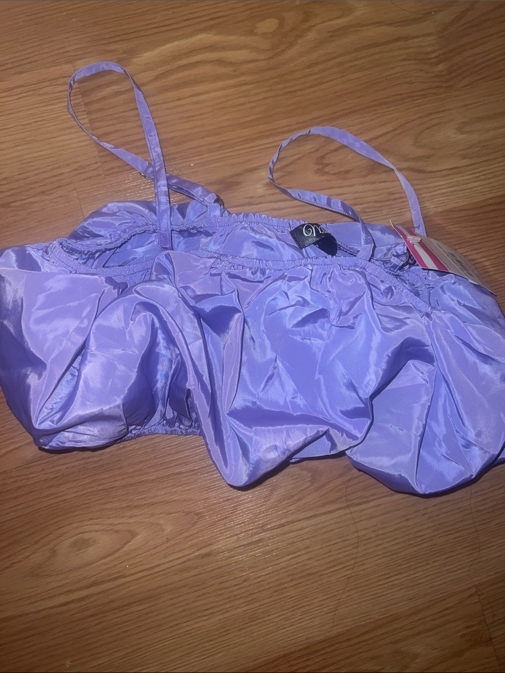 READ ALL🚨NWT LAVENDER SCRUNCHI MINI TOP🚨